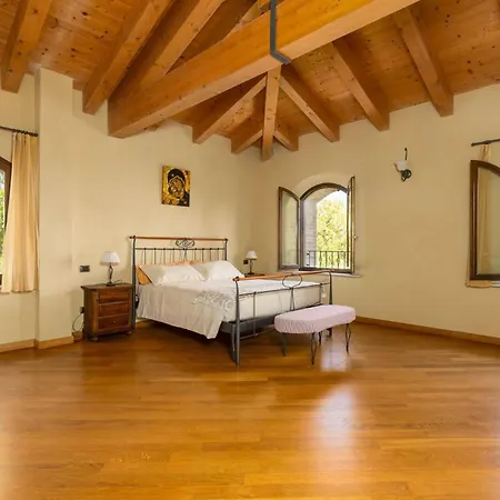 Belvedere San Bartolo By Posarellivillas ヴィラ Cerreto Castello