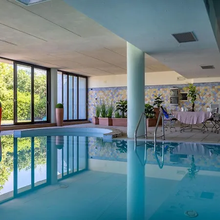 ヴィラ Belvedere San Bartolo By Posarellivillas Cerreto Castello