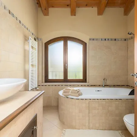 ヴィラ Belvedere San Bartolo By Posarellivillas Cerreto Castello