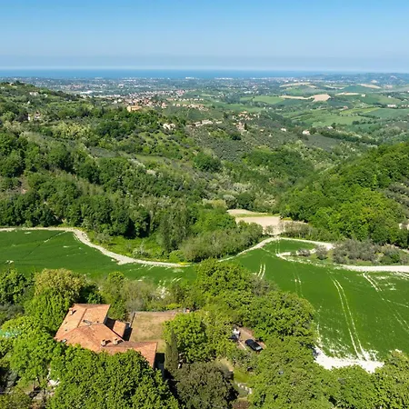 ヴィラ Belvedere San Bartolo By Posarellivillas Cerreto Castello