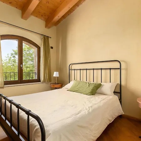 Belvedere San Bartolo By Posarellivillas * Cerreto Castello